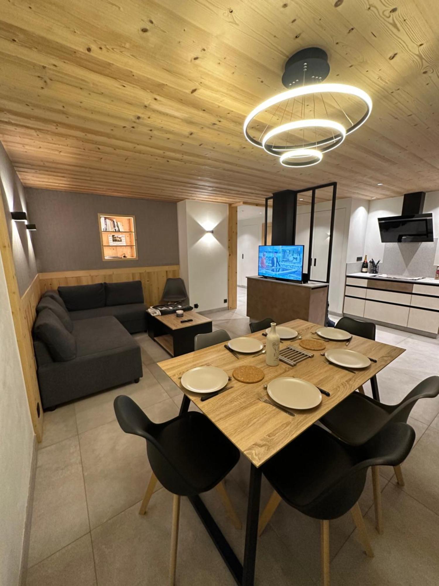 Luxueux Appartement T4 - Lac 5 Min - Parkings Privatifs - Vue Lac Et Montagne Annecy Eksteriør billede