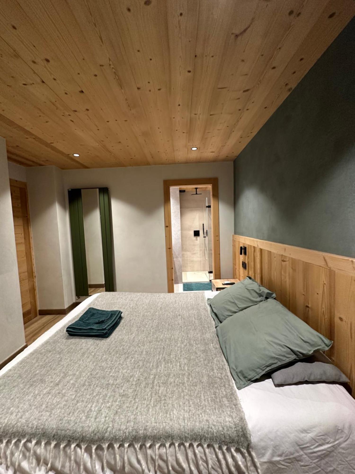 Luxueux Appartement T4 - Lac 5 Min - Parkings Privatifs - Vue Lac Et Montagne Annecy Eksteriør billede