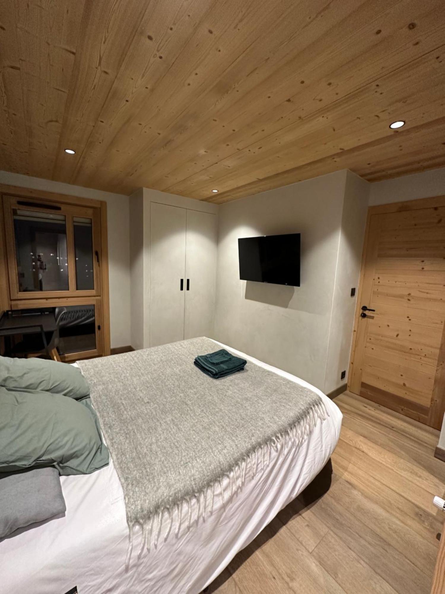 Luxueux Appartement T4 - Lac 5 Min - Parkings Privatifs - Vue Lac Et Montagne Annecy Eksteriør billede